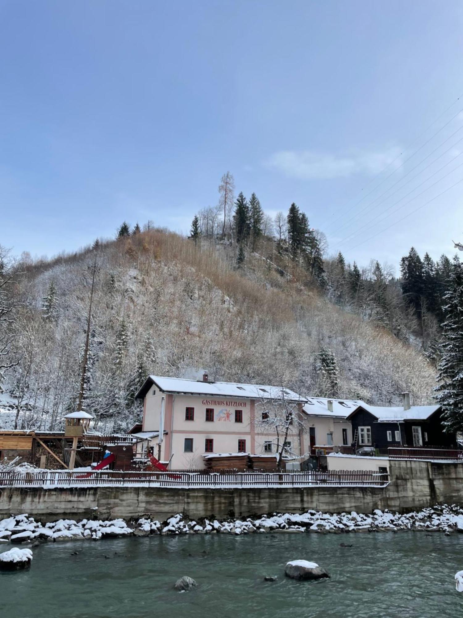 Gasthaus Kitzloch Taxenbach Exterior foto